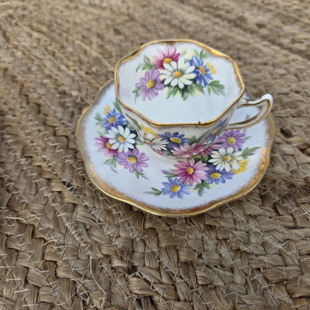 English bone china tea cup saucer